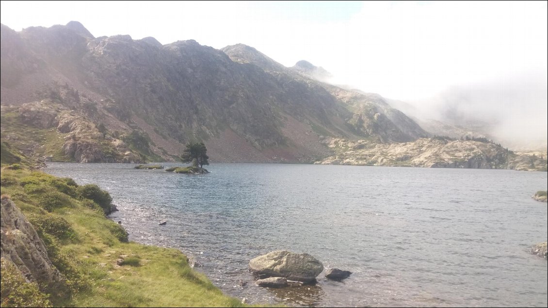 J18. Estany de Romedo de Dalt (2114m)