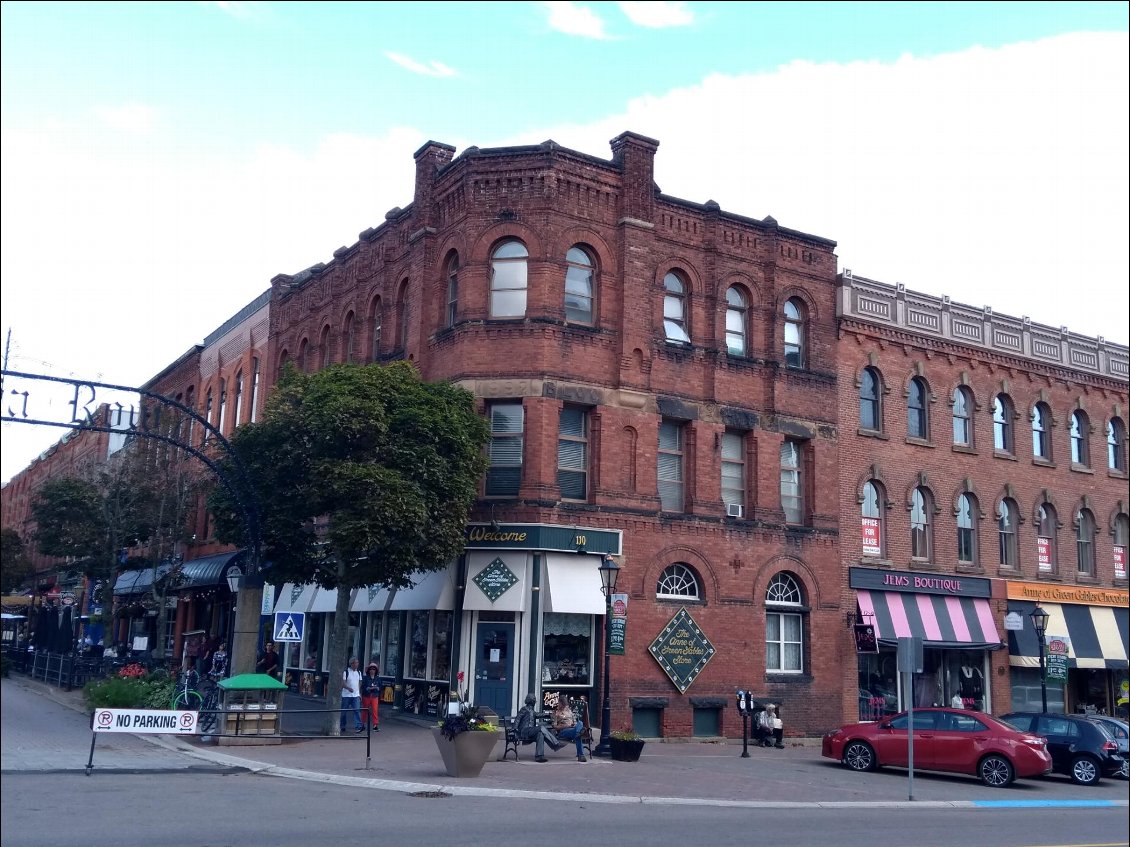 Centre ville de Charlottetown et le célèbre magasin ANNE OF GREEN GABLES