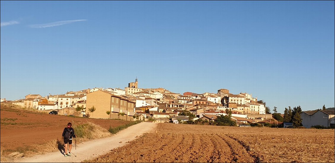 Les villages s'enchaînent tout au long du chemin