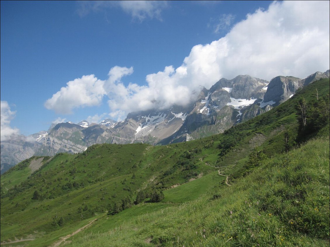 L’arête de Berroi et les Dents Blanches