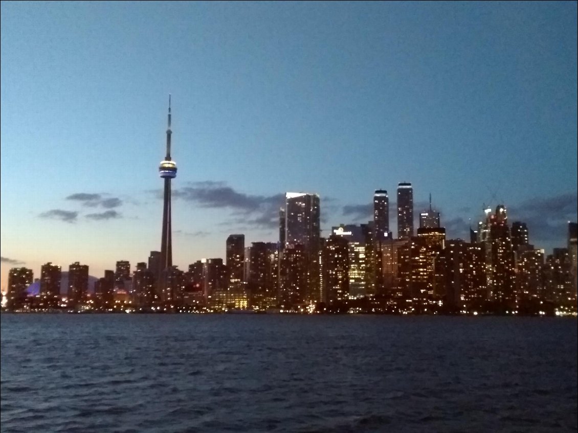 Toronto est l'équivalent de New York au Canada.