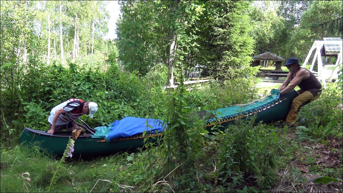 Quand un finlandais décide de t'offrir son aide, tu peux être certain qu'en prime, il va vraiment faire de son mieux pour t'aider à résoudre ton souci.