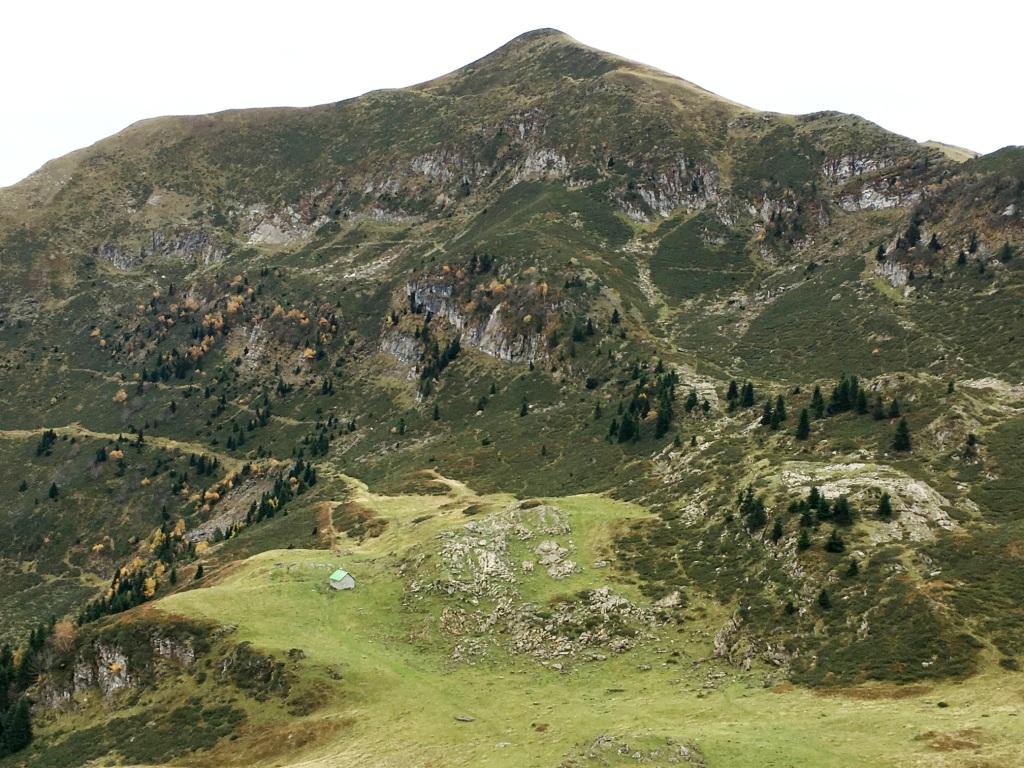 La cabane et le Pic de Burat