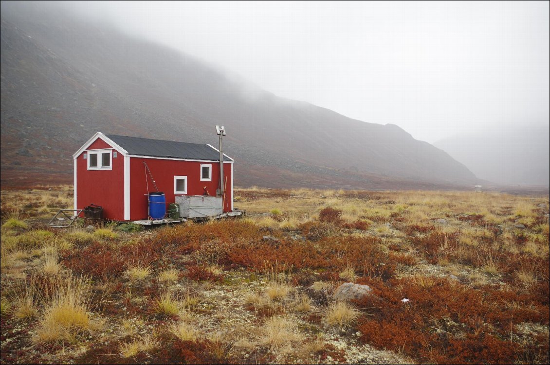 Le genre de cabane mis à disposition. Certaines sont plus grandes que celle là.