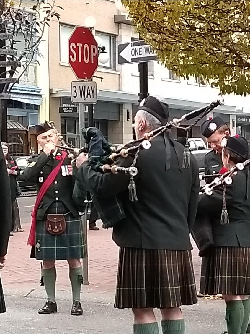 La légende est véridique....pas de culotte sous le kilt !