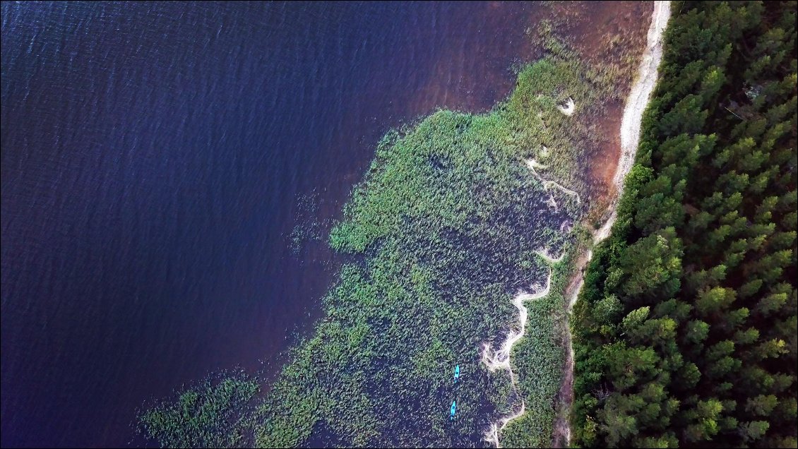 Puis le drone nous fait admettre que c’était un peu prématuré.