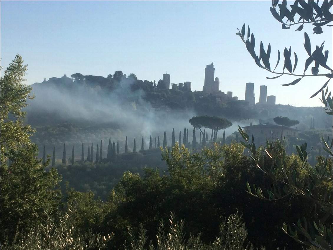 Castel San Gimignano au réveil