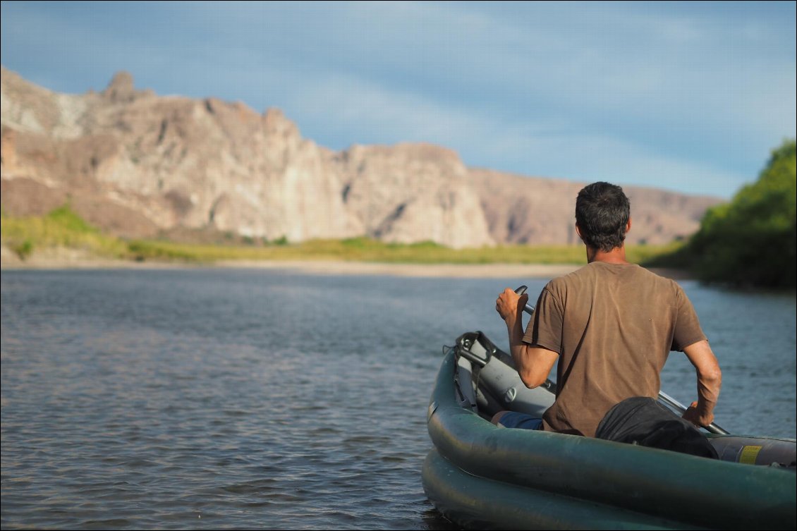 Sur le rio Chubut
D'un océan à l'autre en canoë.
Photo Thomas Pagnon