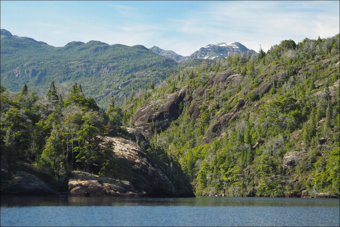 Le Chubut offre des paysages diversifiés.
D'un océan à l'autre en canoë.
Photo Thomas Pagnon