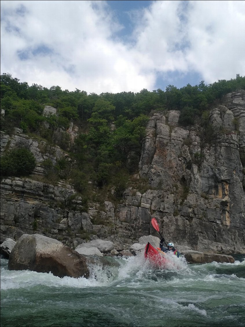 Couverture de 70km sur l Ardèche en kayak gonflable