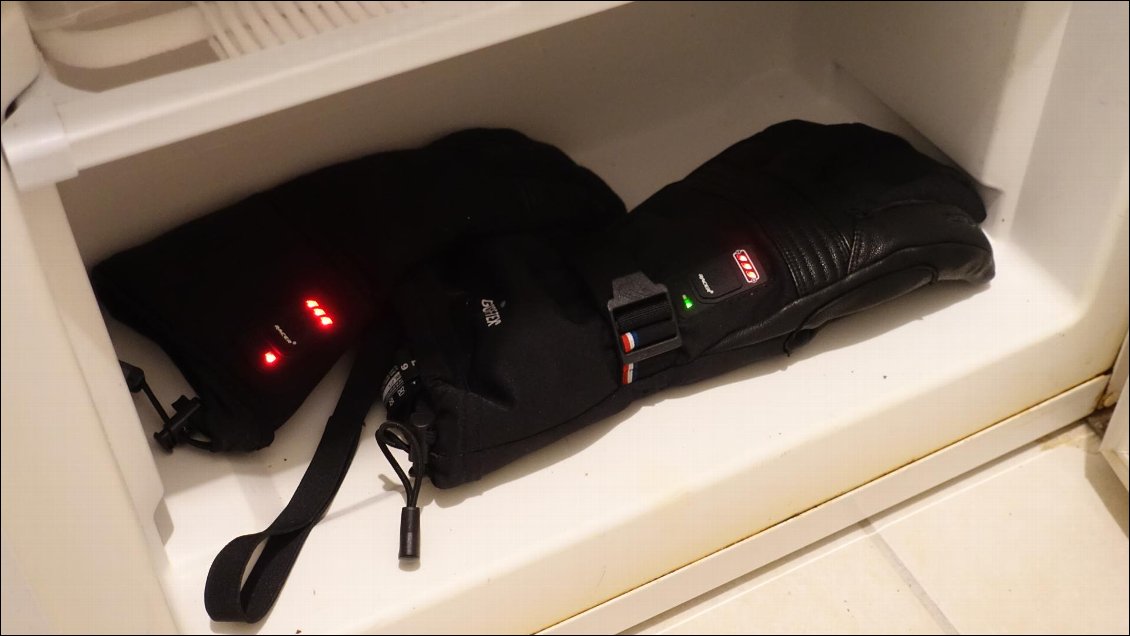 Mesure de l'autonomie des batteries à température très basse, ici -20° dans un congélateur.