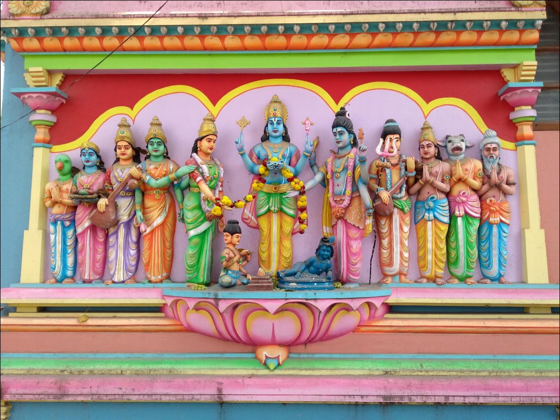 Un temple au détour d'une rue.