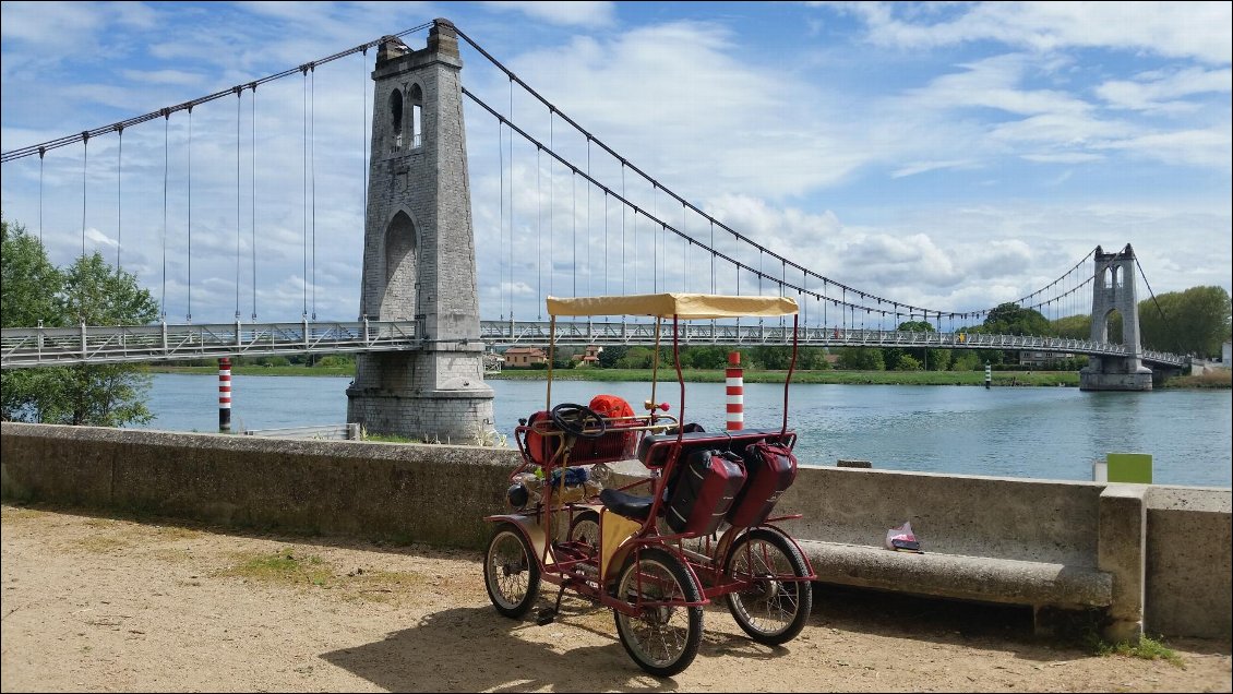 Jolie vue à Charmes sur Rhône