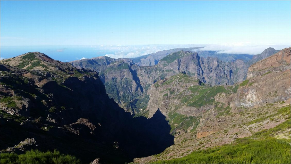 Après le Pico Areeiro, au début du PR 1