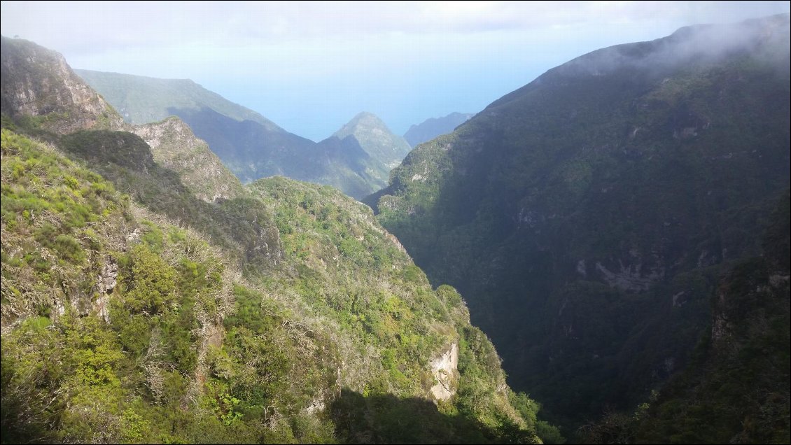 Vers le nord.