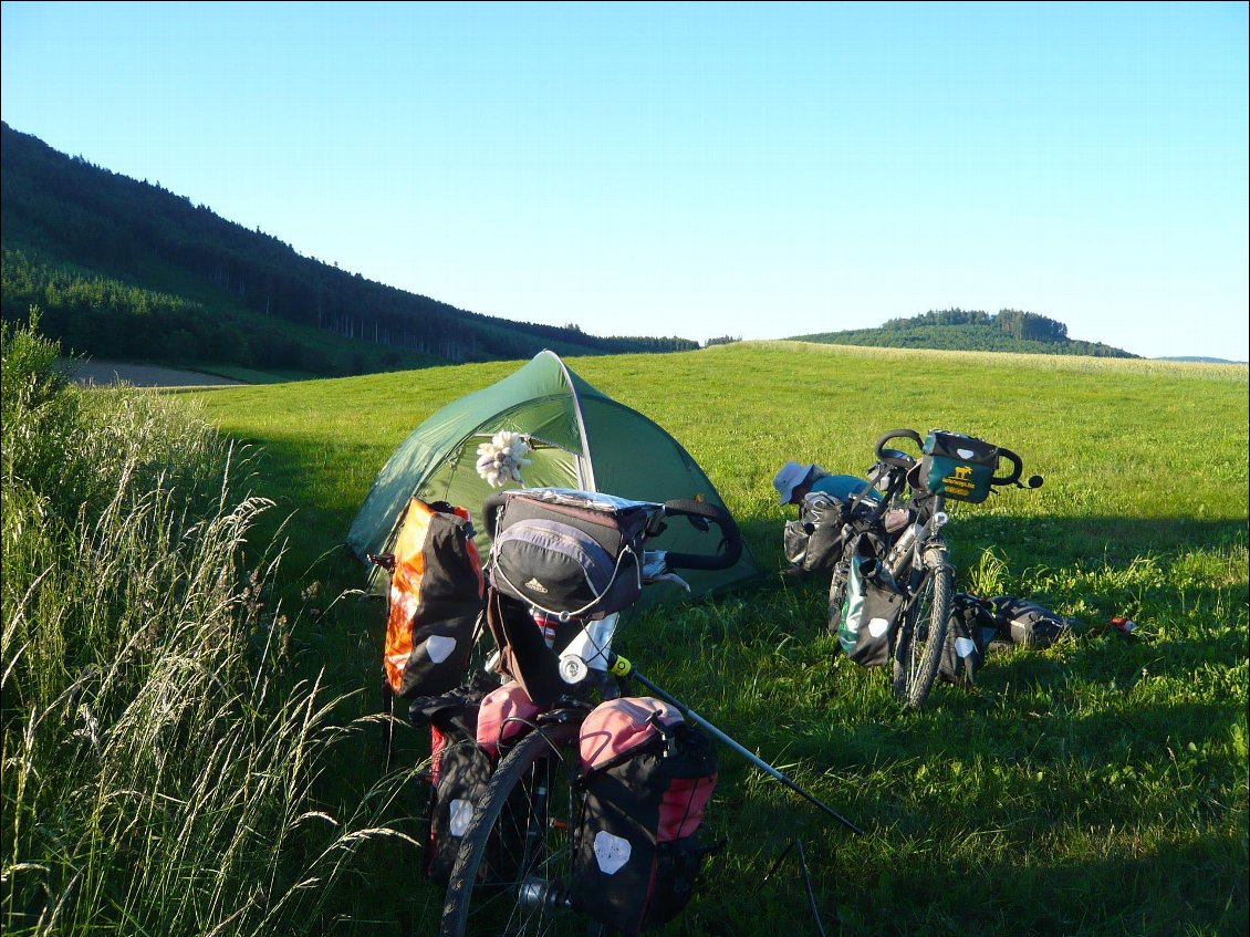 Un bivouac au sommet coté face