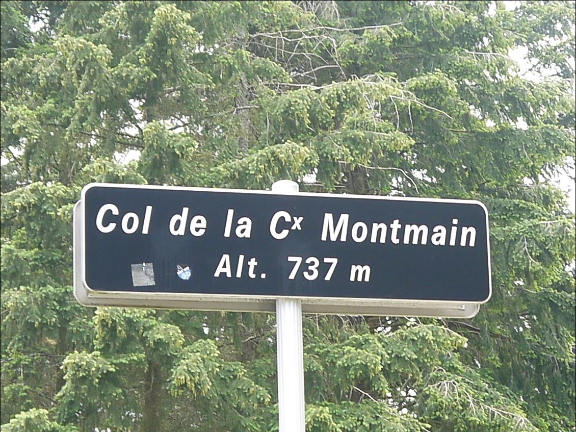 et de quatre