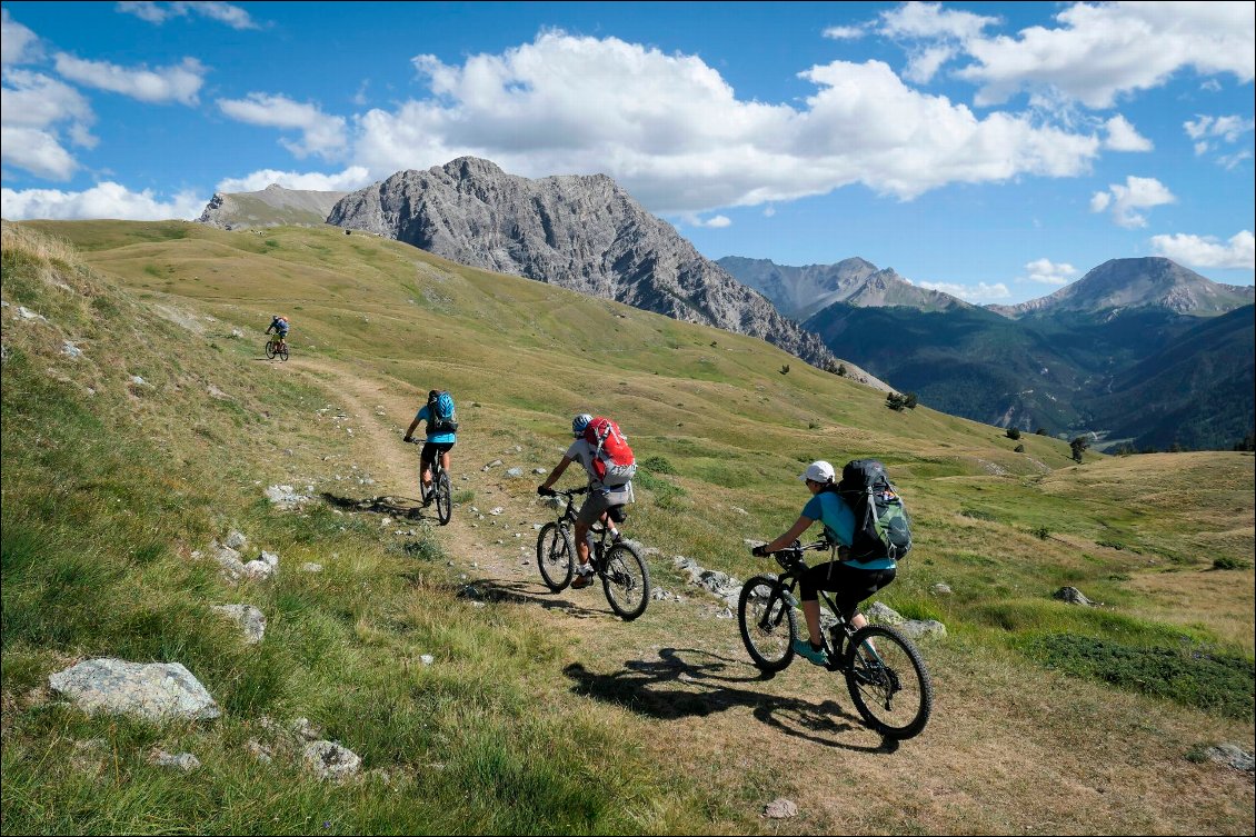Grande Traversée des Hautes-Alpes, sur les hauteurs de Briançon
Photo Carnets d'Aventures