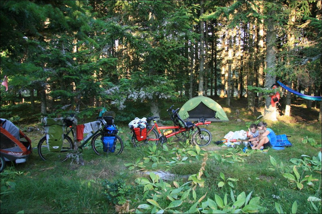 Jour 9 bivouac près du lac du Pecher