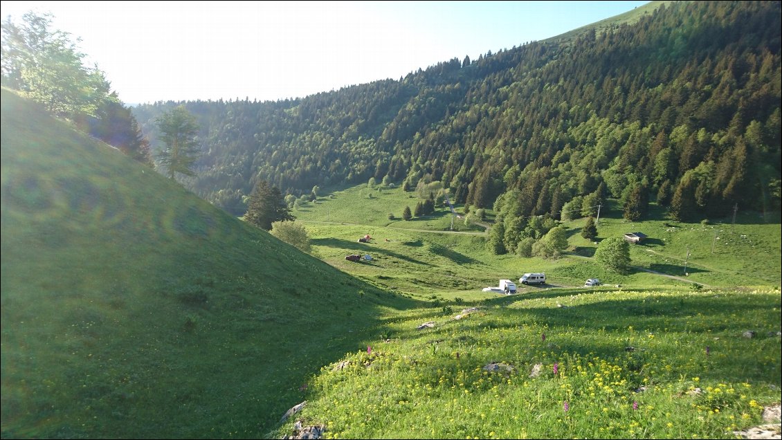 La descente en dessous du col du Coq