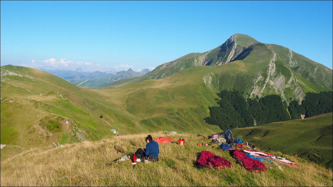 J8: la crête de Millagate pour une nuit à la belle étoile