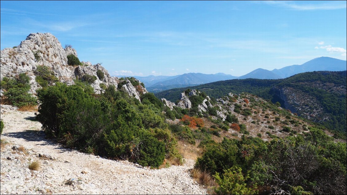 J63: sur le chemin pour le col des Chaines