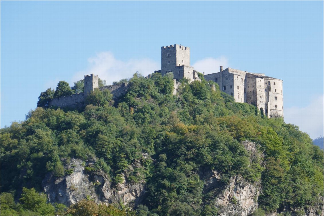 Le château de Pergine.