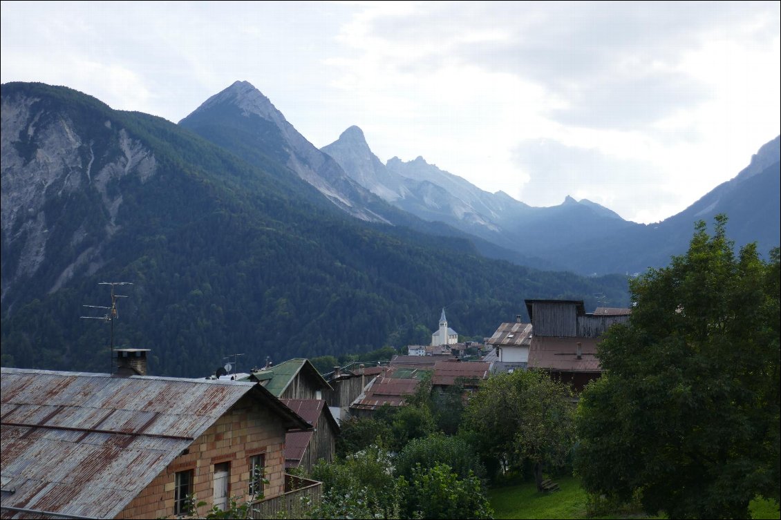 Bivouac au village de Valle di Cadore.