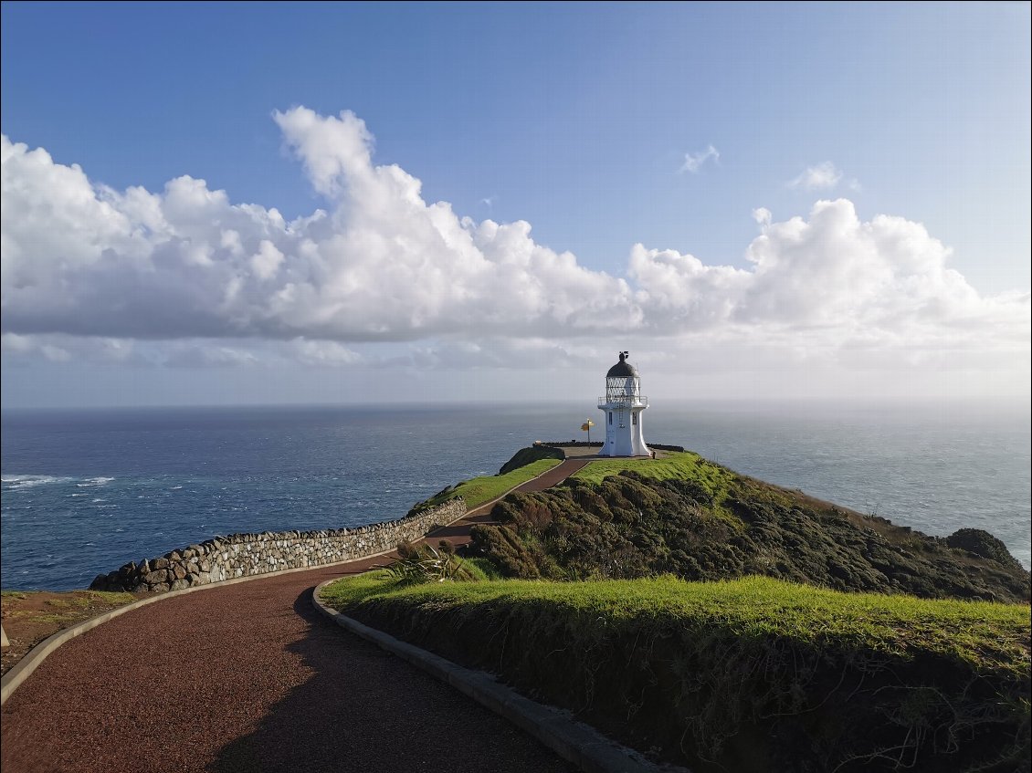 Cap Reinga posé et au calme. Arrivée après 121 jours de marche en solitaire. Que d’émotions !