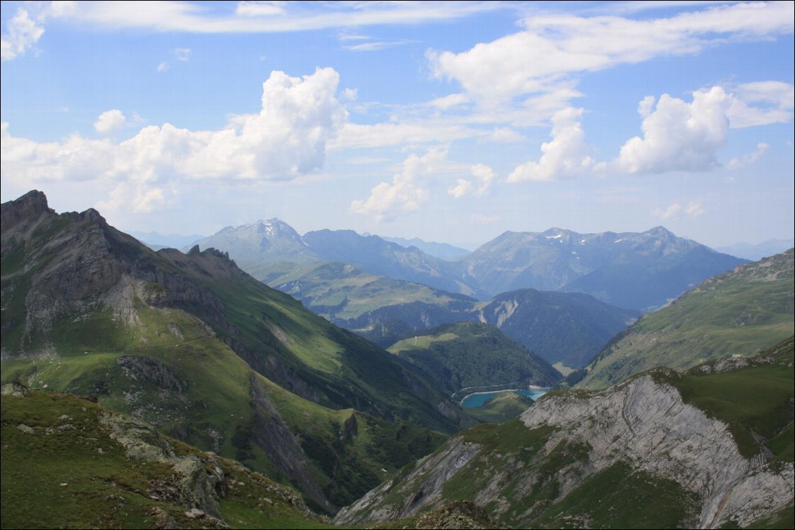 Col de la Croix du Bonhomme vue sur le la barrage de la Gittaz