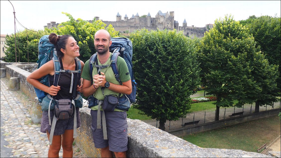 Nous... notre seule photos ensemble de la traversée... A Carcasonne vous l'aurez devinez