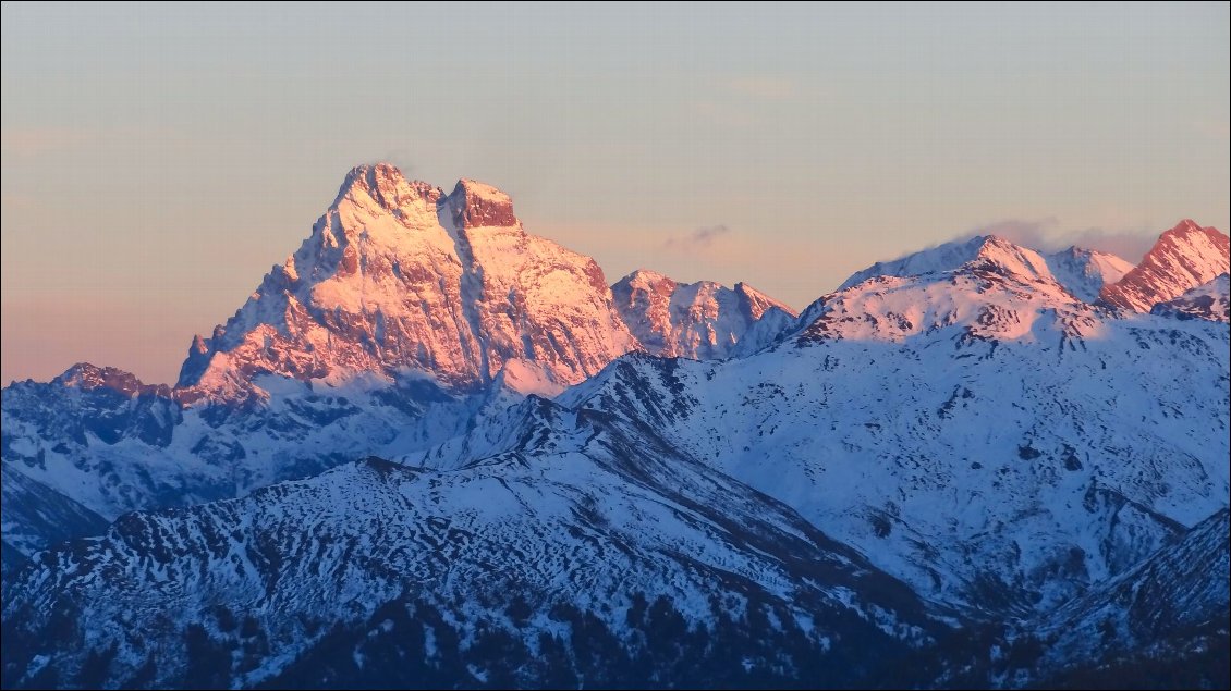 Le Viso (3841m) dans toute sa splendeur