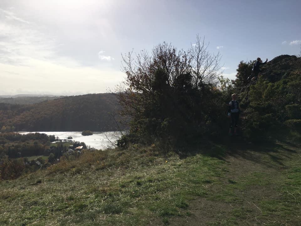 Arrivée au dessus du Lac Chambon