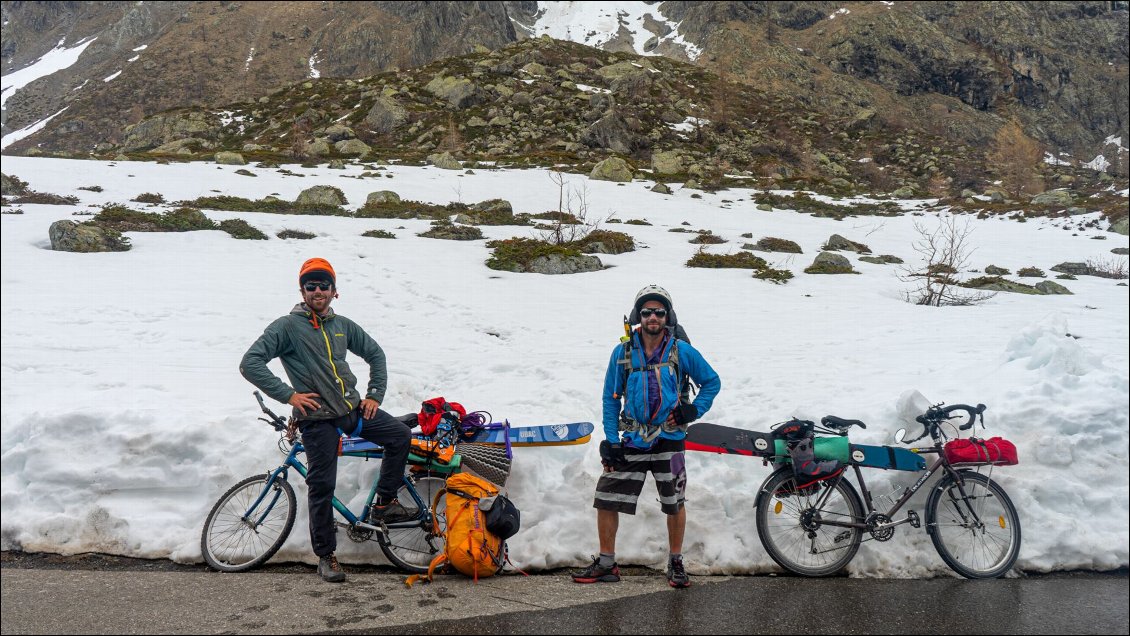 Combo Vélo + ski dans du Queyras aux Écrins
Photo Joan Martel et Mathieu Coldebella