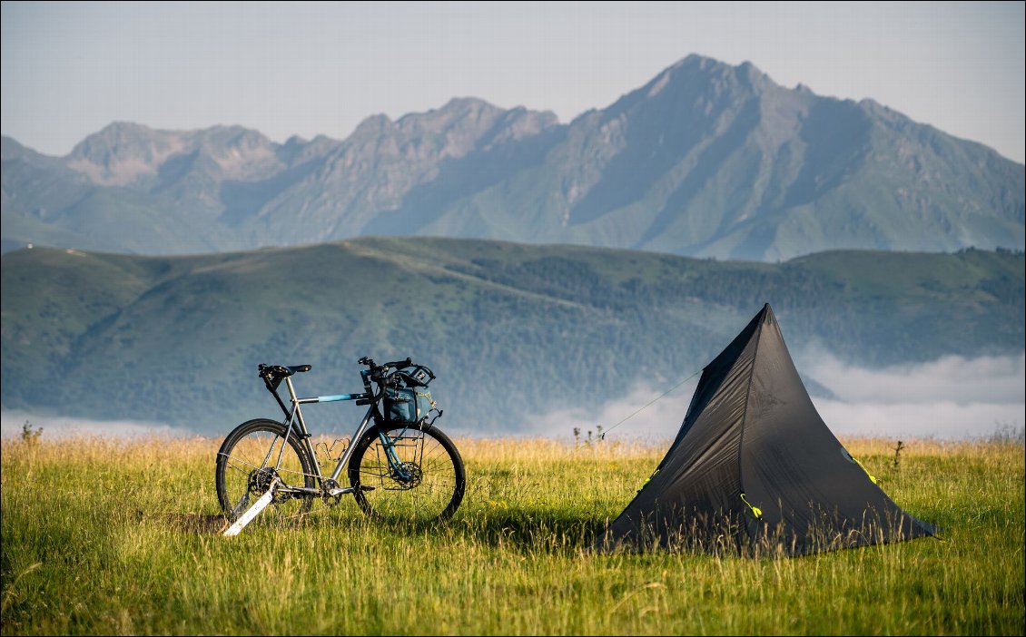 Bivouac à proximité de la station de Peyresourde.