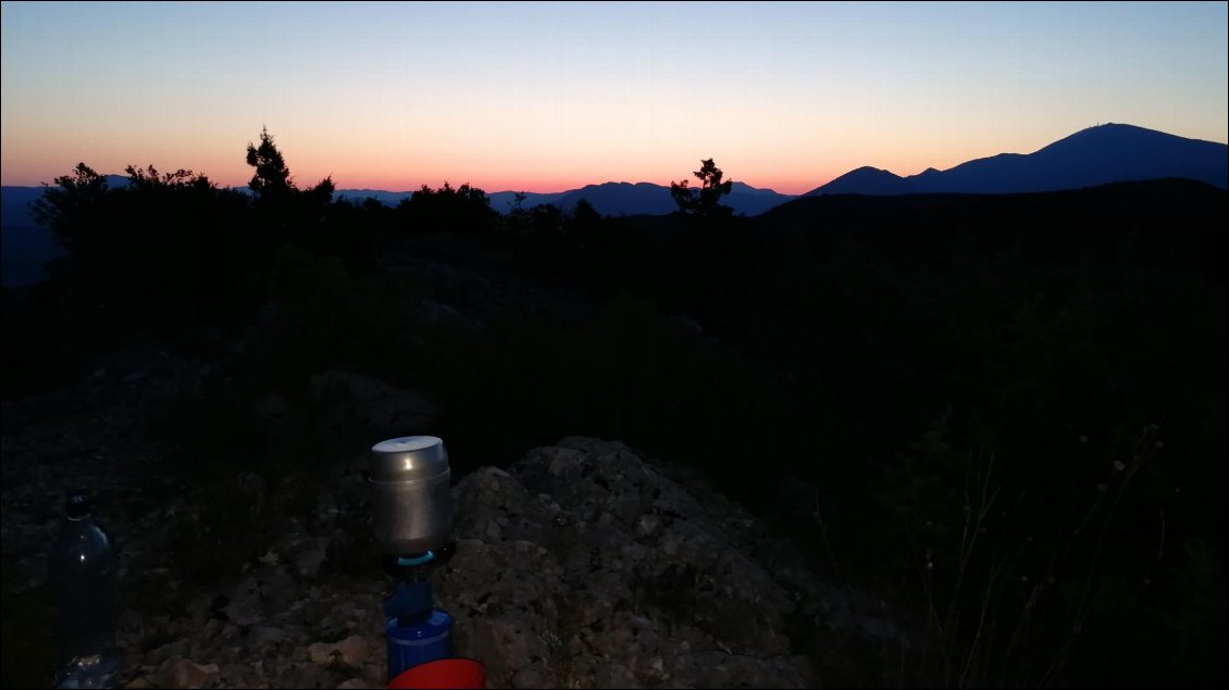 Presque la même vue, au lever du soleil. Ces moments éclairent l'intérieur de l'âme...