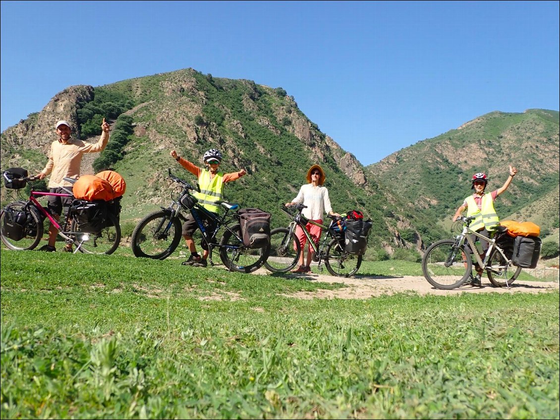 Kyrgyzstan : notre caravane à vélo