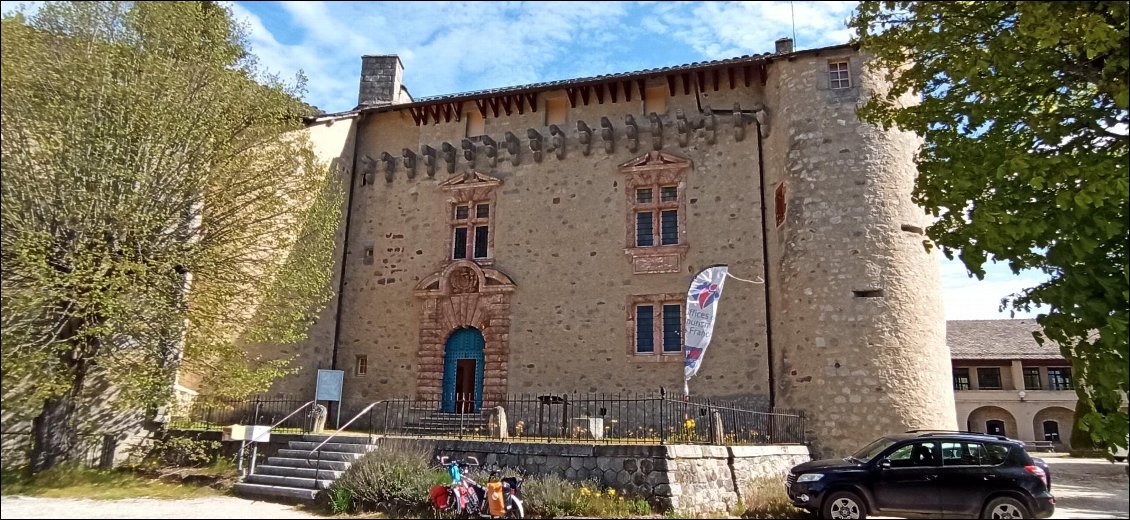 Château de Saint-Alban-sur-Limagnole.