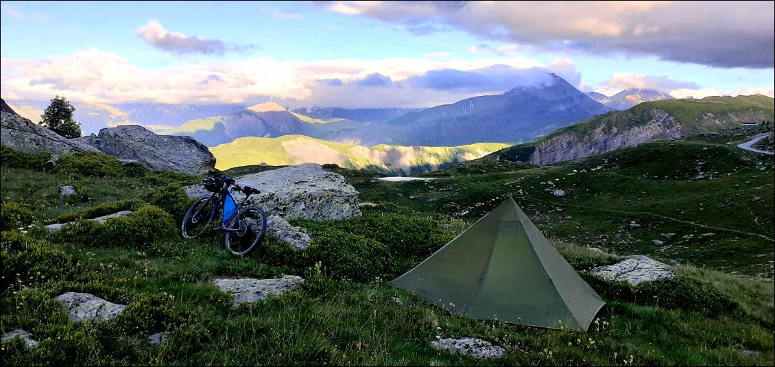 Couverture de 6 jours d errance entre Albertville et Grenoble entre souffrance et bonheur = un tour de pédale !