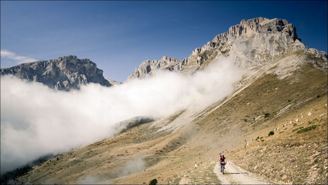 En arrivant vers le col des Faïsses.