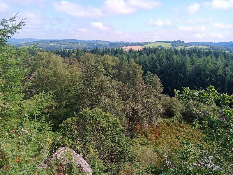 Vue du haut des roches de Mazuras