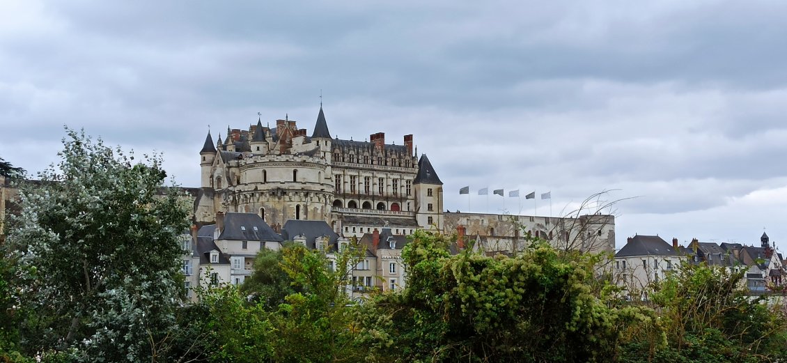 J4. Le château d'Amboise. Palais des rois de France à la Renaissance.