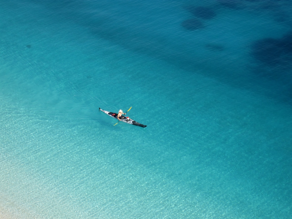 Immensité bleutée. Périple en kayak de mer en Grèce, ile de Céphalonie.
Photo Carnets d'Aventures