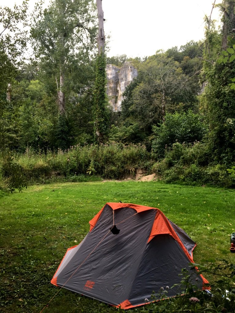 et belle pelouse qu'il faut laisser propre