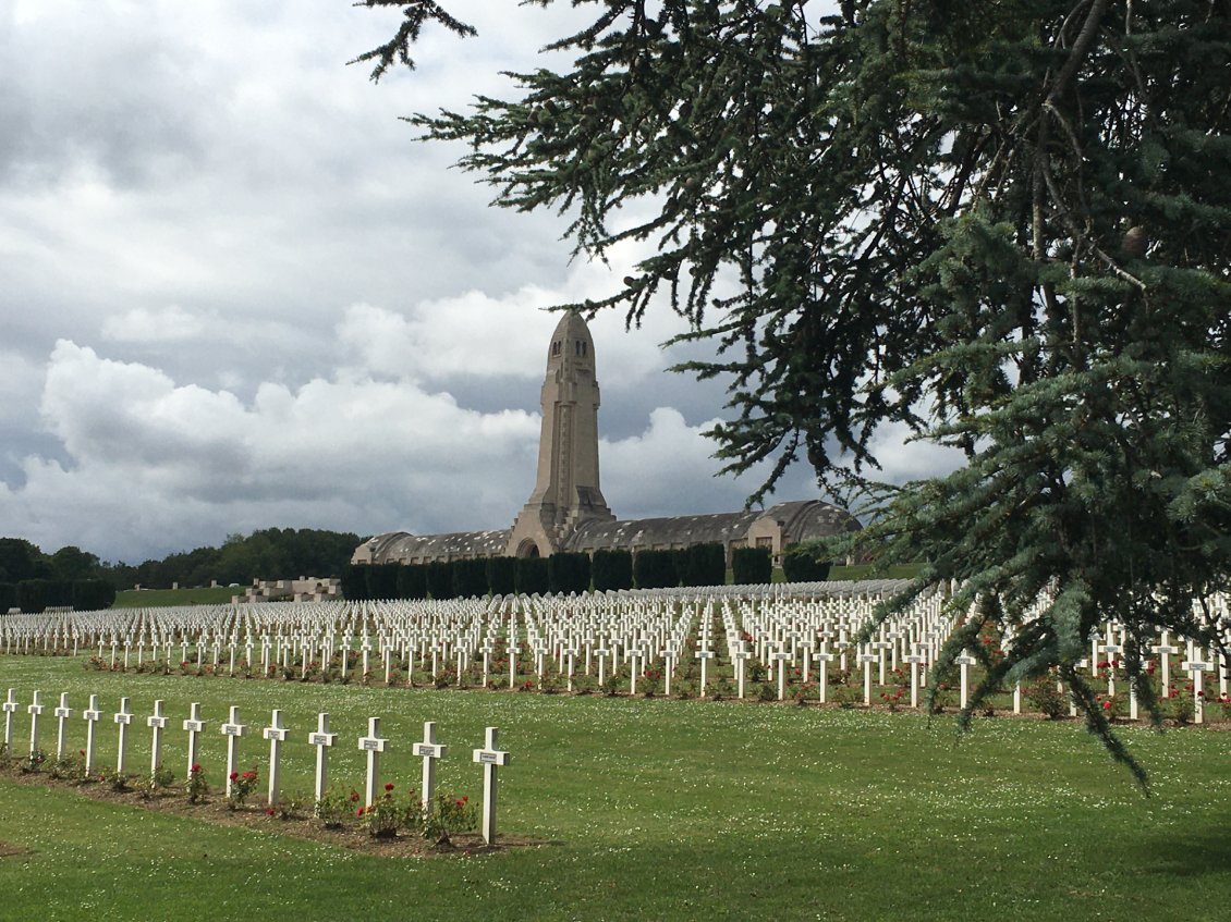 Ossuaire de Douaumont. Pour ne pas oublier, jamais.