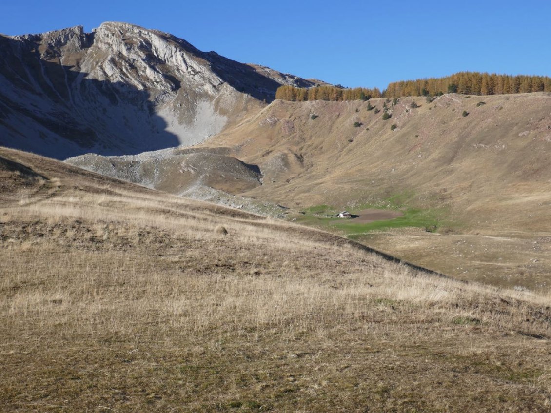 Du col de Clapouse, le sommet de Coste Belle au fond