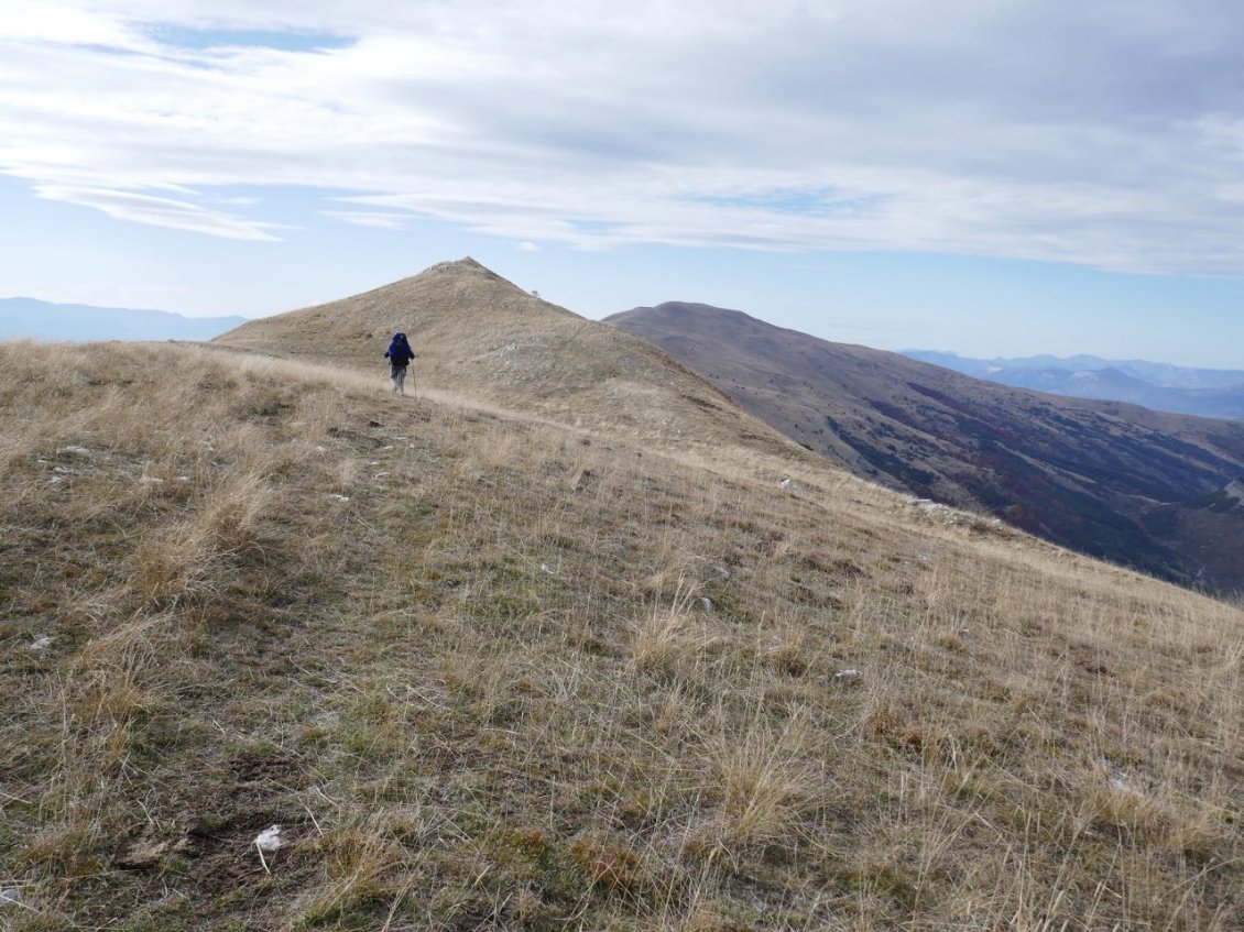 Il reste un long chemin devant nous, et quelques heures de solitude.