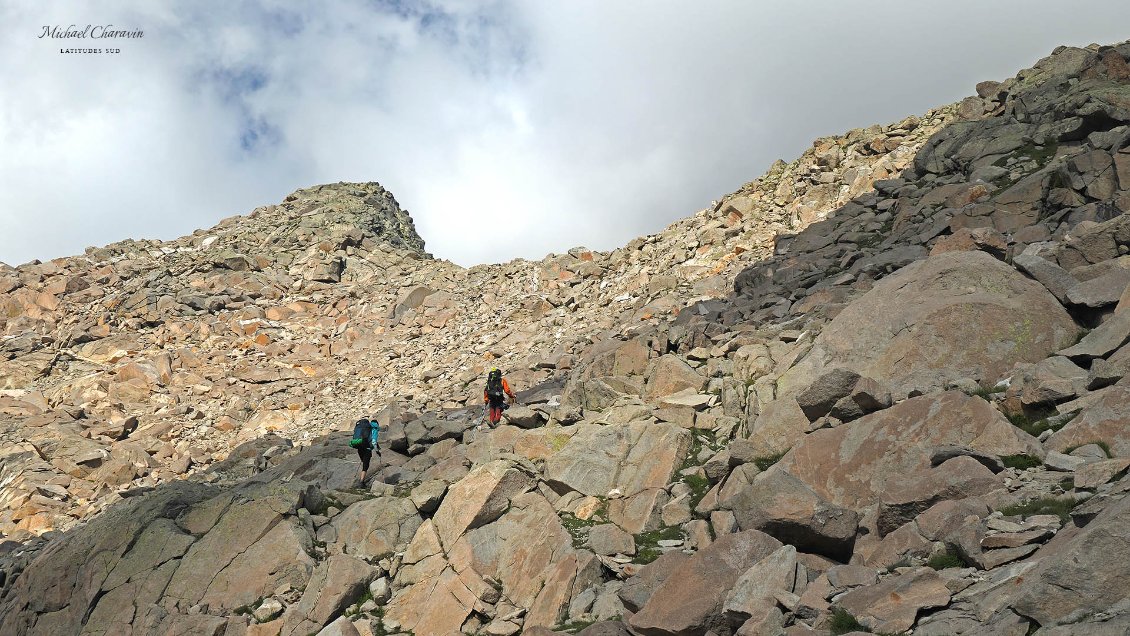 Sur le flanc méridional du Tusse de Montarqué.