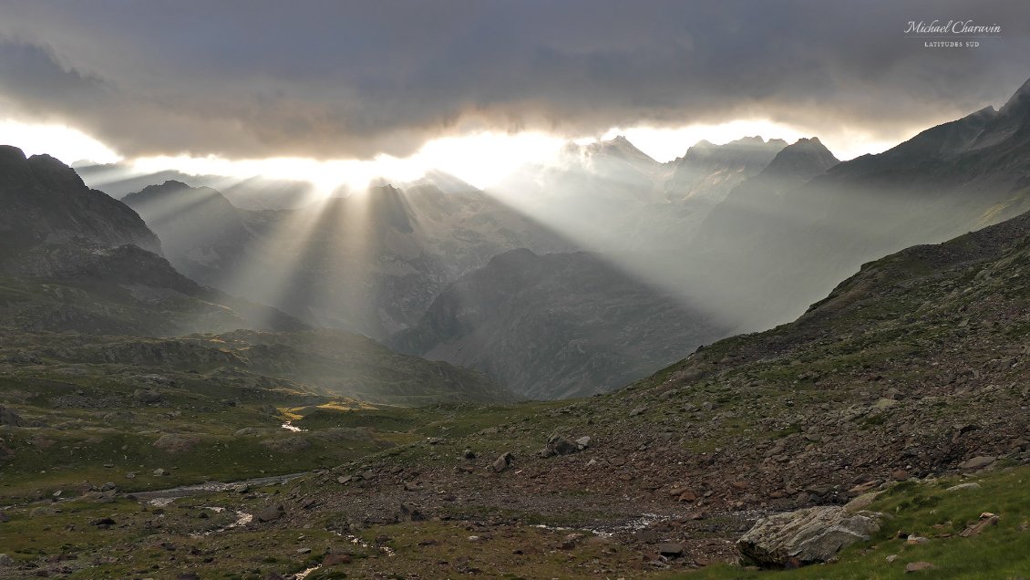 Les gloires de ce petit matin d'août sont de piètre augure.