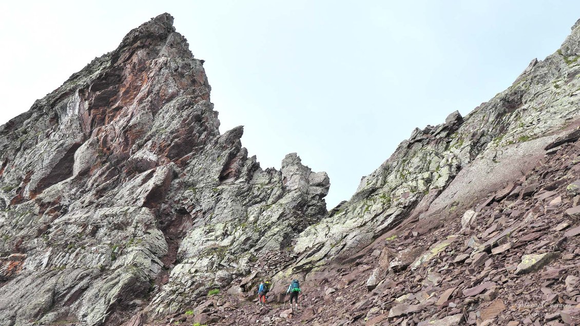 Passage par la Collada des Cau (massif secondaire permettant la liaison entre ceux des Posets et du Monte Perdido), Espagne.